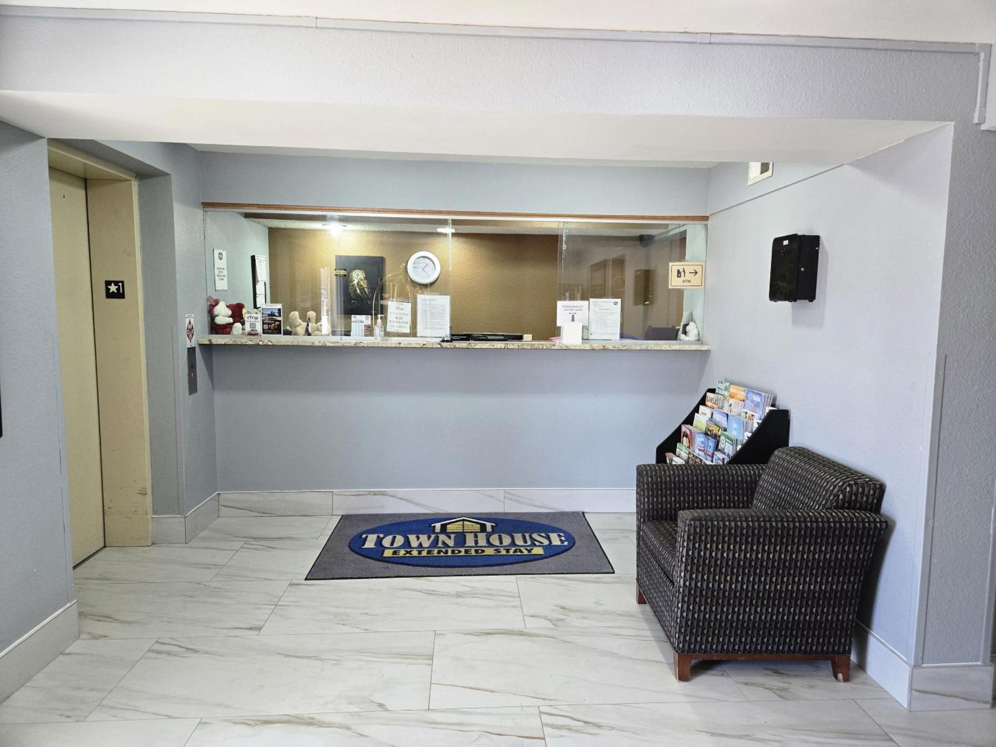 Townhouse Extended Stay Hotel Downtown Lincoln Ngoại thất bức ảnh
